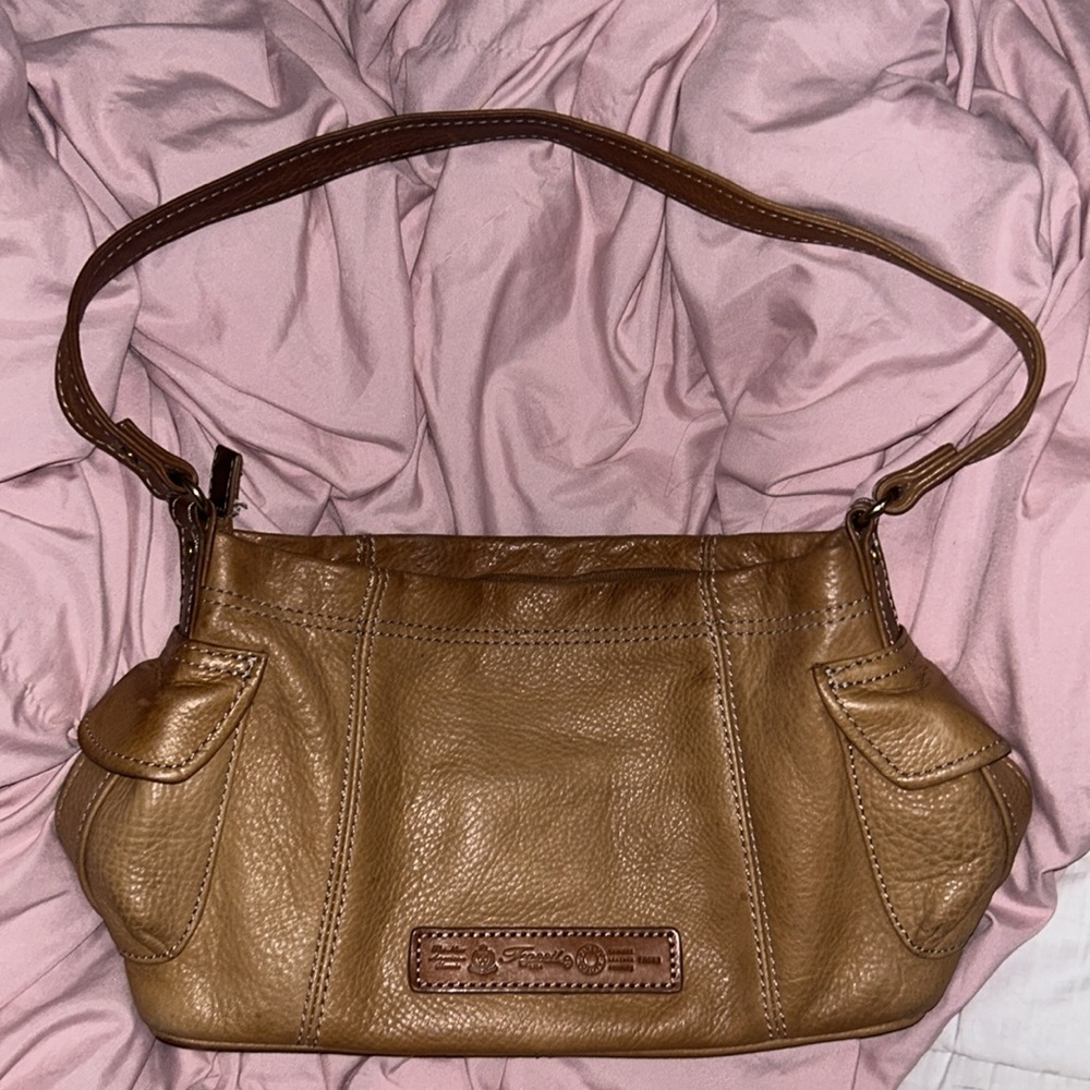 Authentic 1954 Fossil Leather Shoulder Bag #75082 (Like New & Rare Find)